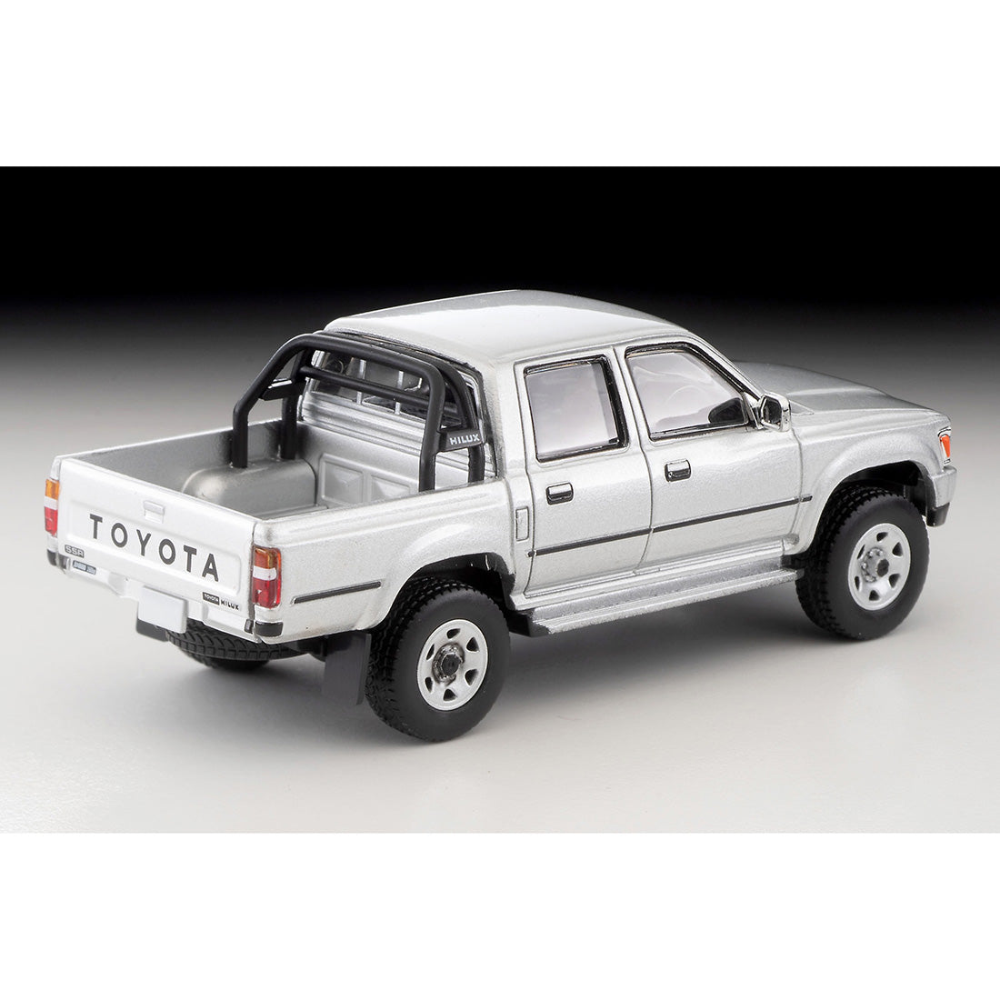 Tomica Limited Vintage Neo LV-N256c Toyota Hilux 4WD Pickup DoubleCab SSR 1991 1:64