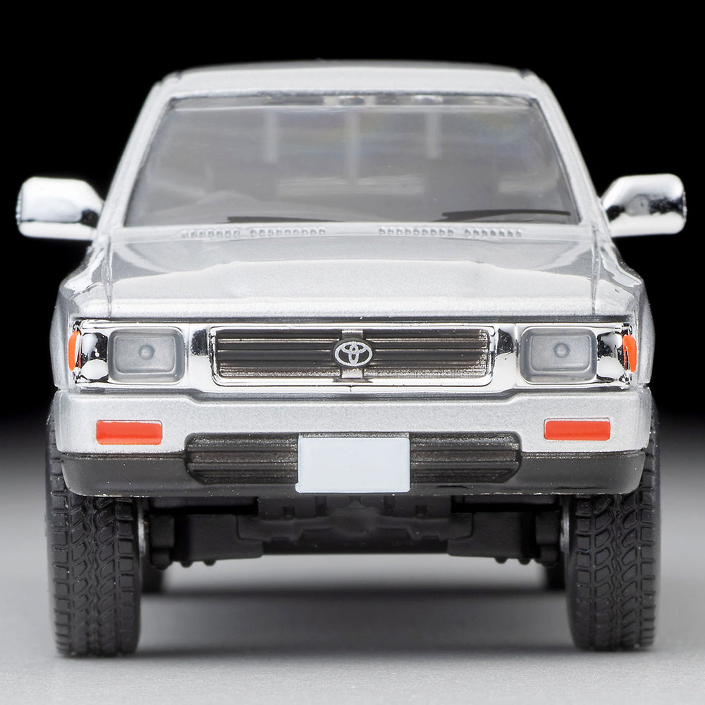 
                  
                    Tomica Limited Vintage Neo LV-N256c Toyota Hilux 4WD Pickup DoubleCab SSR 1991 1:64
                  
                