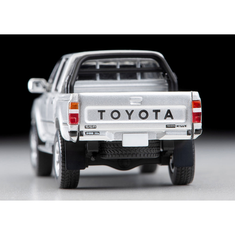 
                  
                    Tomica Limited Vintage Neo LV-N256c Toyota Hilux 4WD Pickup DoubleCab SSR 1991 1:64
                  
                