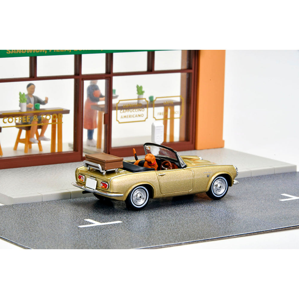 
                  
                    Tomica Limited Vintage Neo #CarSnap 27a Cafe Terrasse 2 mit Honda S800 1:64
                  
                