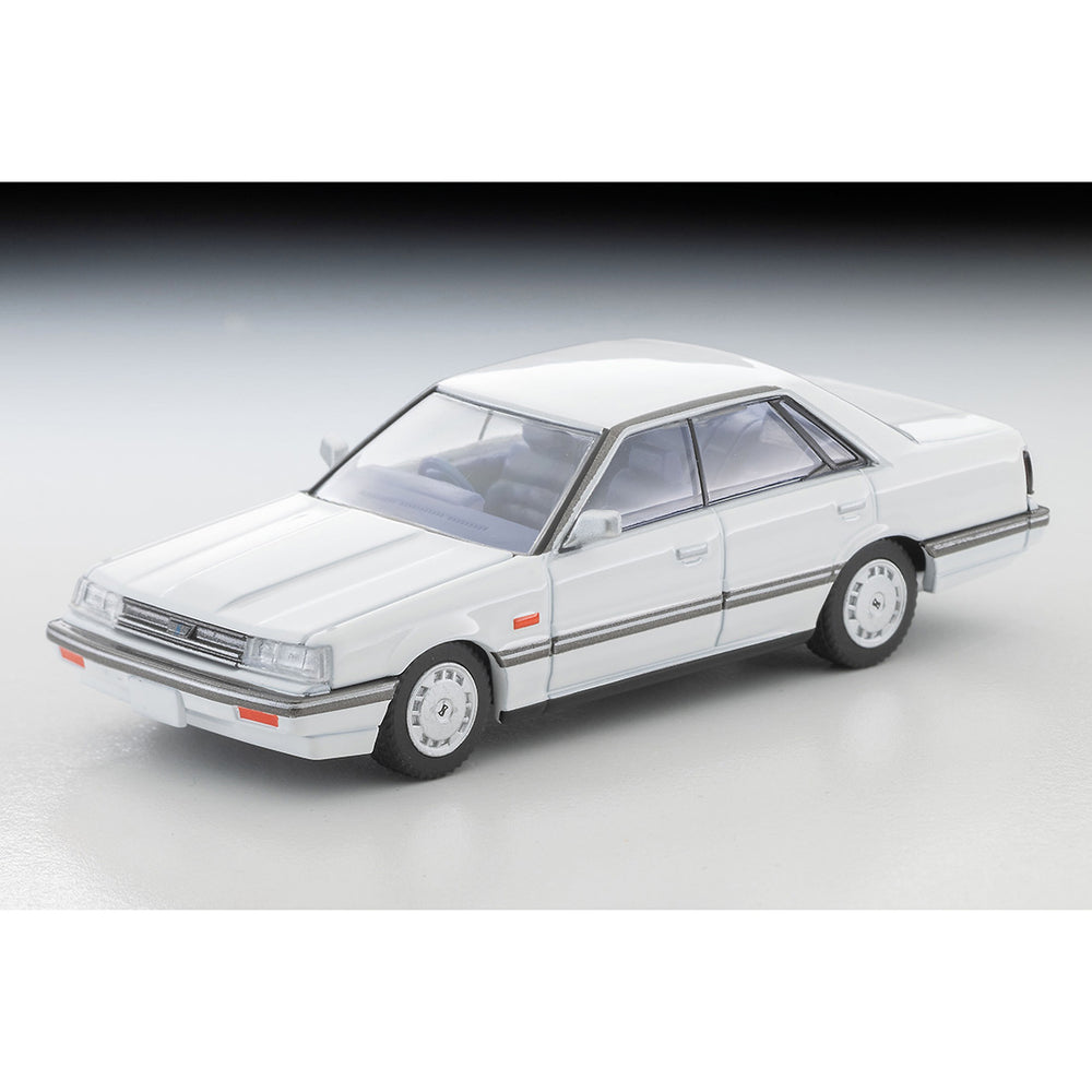 
                  
                    Tomica Limited Vintage Neo LV-N351a Nissan Skyline 4 Door 1800 Passage 1985 1:64
                  
                