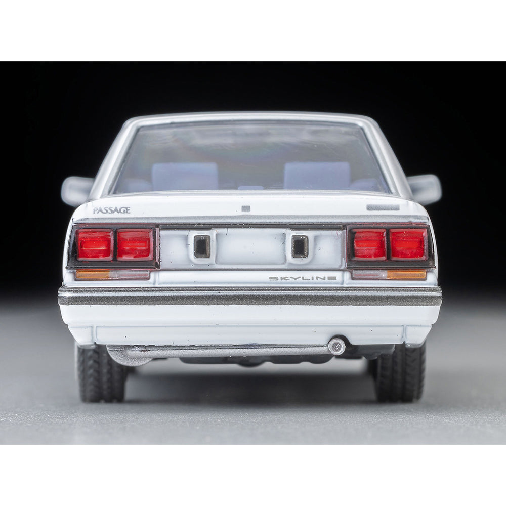 
                  
                    Tomica Limited Vintage Neo LV-N351a Nissan Skyline 4 Door 1800 Passage 1985 1:64
                  
                