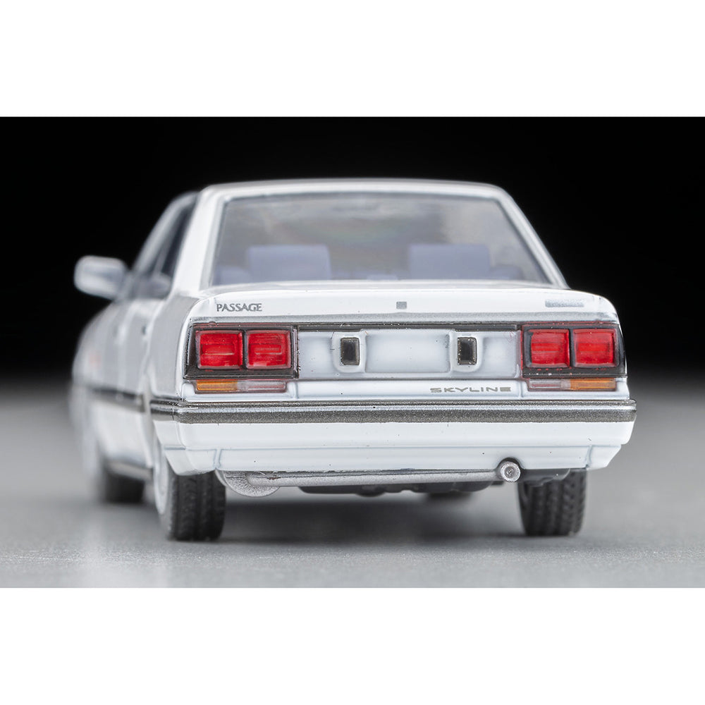 
                  
                    Tomica Limited Vintage Neo LV-N351a Nissan Skyline 4 Door 1800 Passage 1985 1:64
                  
                