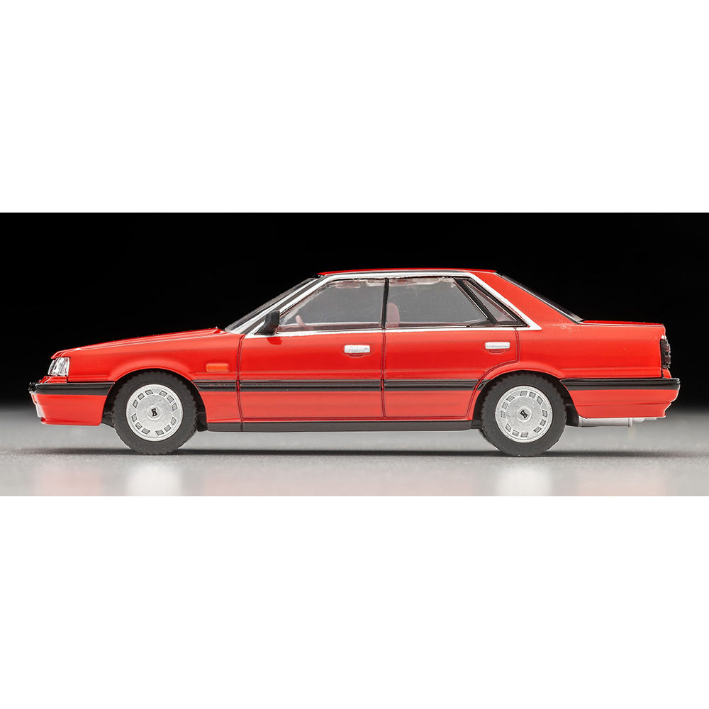 
                  
                    Tomica Limited Vintage Neo LV-N352a Nissan Skyline 4 Door 1800 Passage 1987 1:64
                  
                