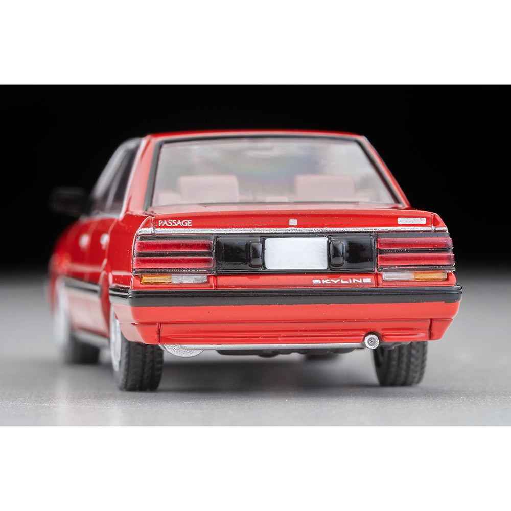 
                  
                    Tomica Limited Vintage Neo LV-N352a Nissan Skyline 4 Door 1800 Passage 1987 1:64
                  
                