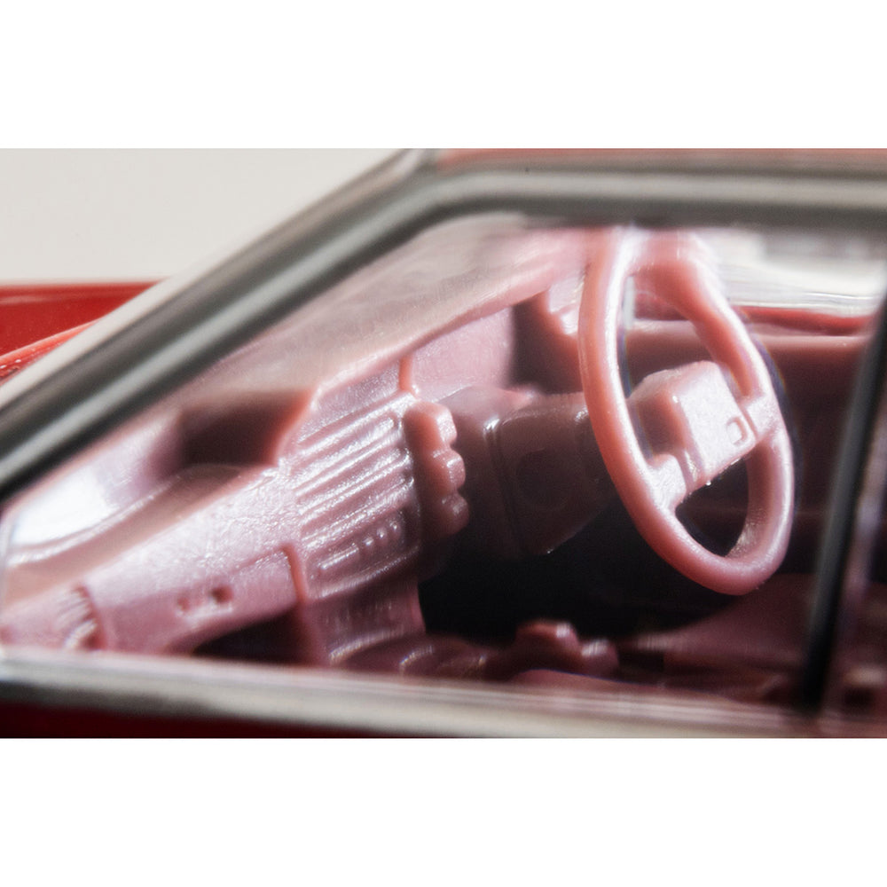 
                  
                    Tomica Limited Vintage Neo LV-N352a Nissan Skyline 4 Door 1800 Passage 1987 1:64
                  
                
