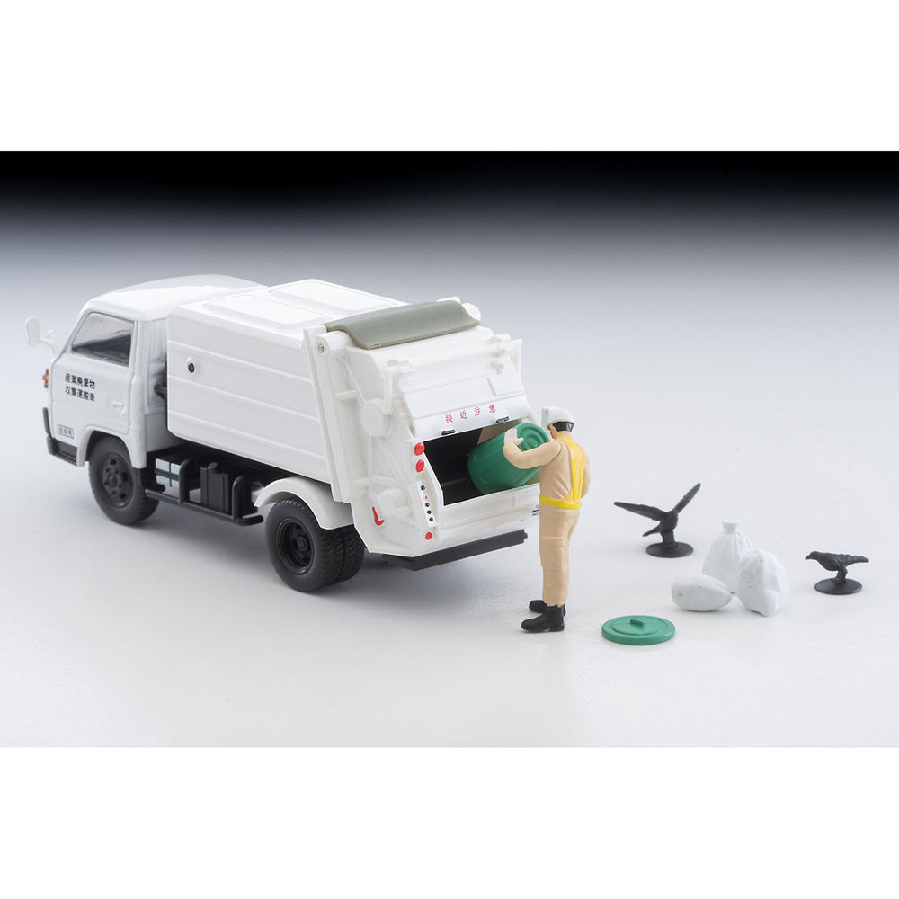 
                  
                    Tomica Limited Vintage Neo LV-N343b Mitsubishi Fuso Canter Müllabfuhr 1:64
                  
                