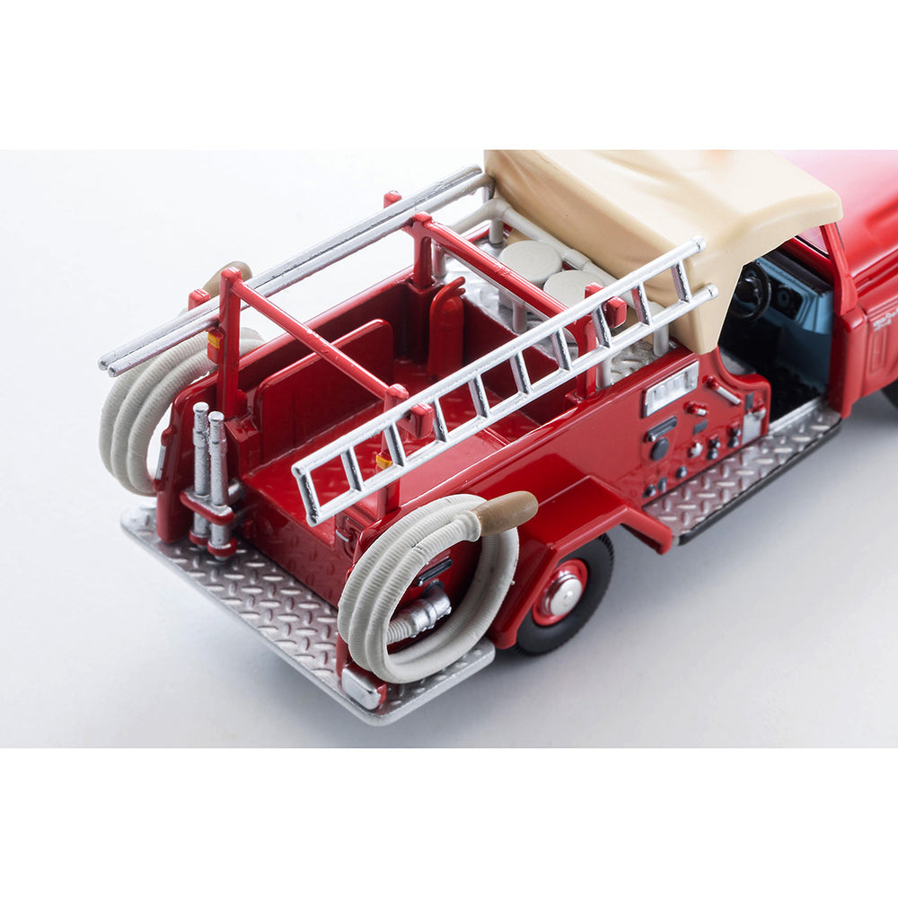 
                  
                    Tomica Limited Vintage LV-31c Nissan Patrol Feuerwehr 1:64
                  
                