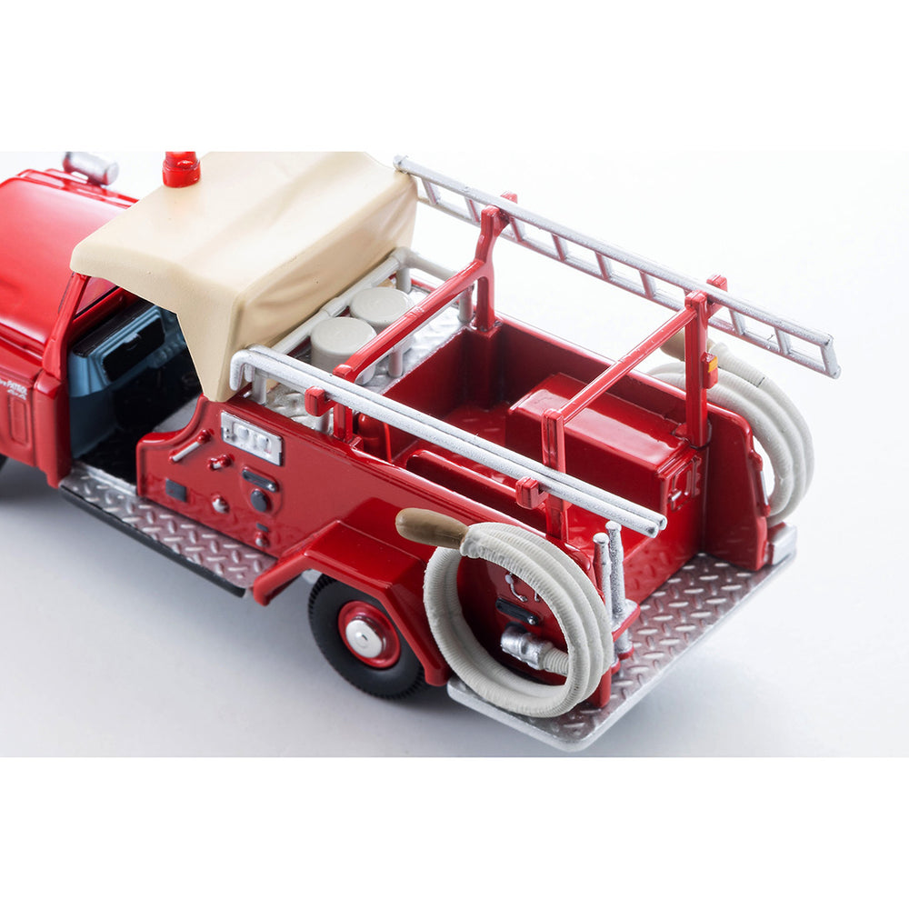 
                  
                    Tomica Limited Vintage LV-31c Nissan Patrol Feuerwehr 1:64
                  
                