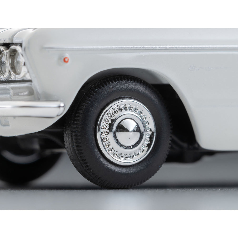 
                  
                    Tomica Limited Vintage LV-217a Prince Skyline 2000GT 1965 1:64
                  
                
