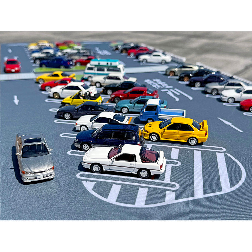 
                  
                    Tomica Tomicarama 13a Daikoku Parkplatz Matte B & Toyota Chaser 2.5 Tourer V 1998
                  
                