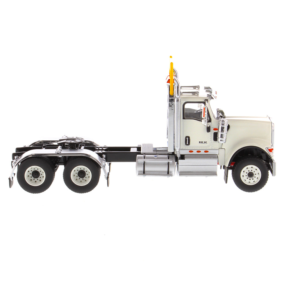 
                  
                    Diecast Masters 71001 lkw international hx520 doppelachse weiss 1:50 4
                  
                