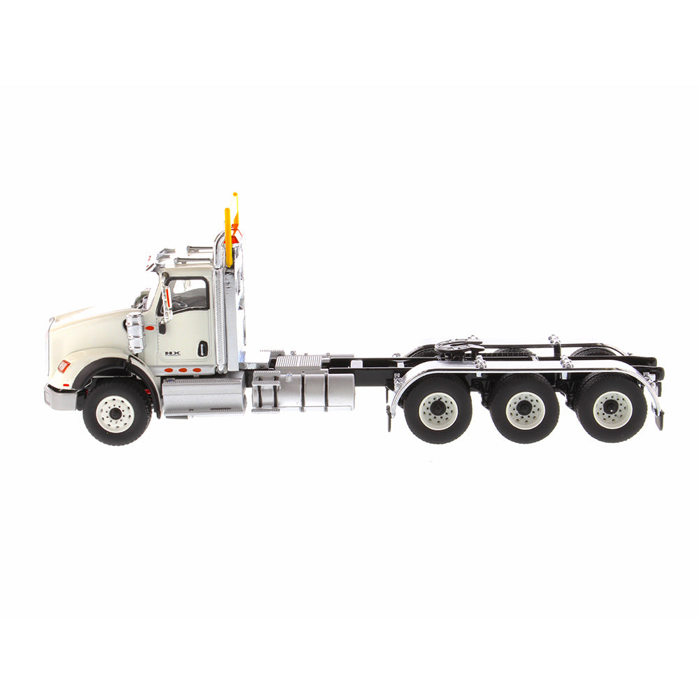 
                  
                    Diecast Masters 71007 lkw international hx620 dreifachachse weiss 1:50 7
                  
                