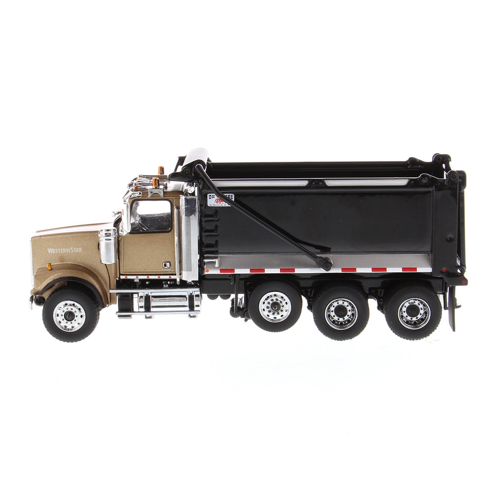 
                  
                    Diecast Masters 71080 Western Star XO Dumper 7
                  
                