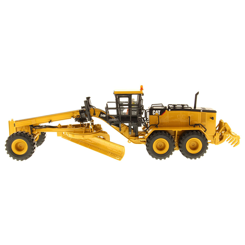 
                  
                    Diecast Masters 85264c cat 24m strassenhobel 1:50 7
                  
                