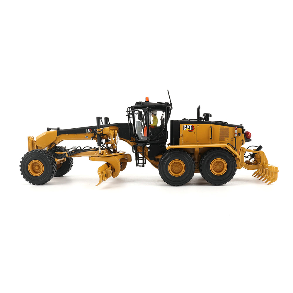 
                  
                    Diecast Masters 85507 cat 16m3 strassenhobel 1:50 13
                  
                