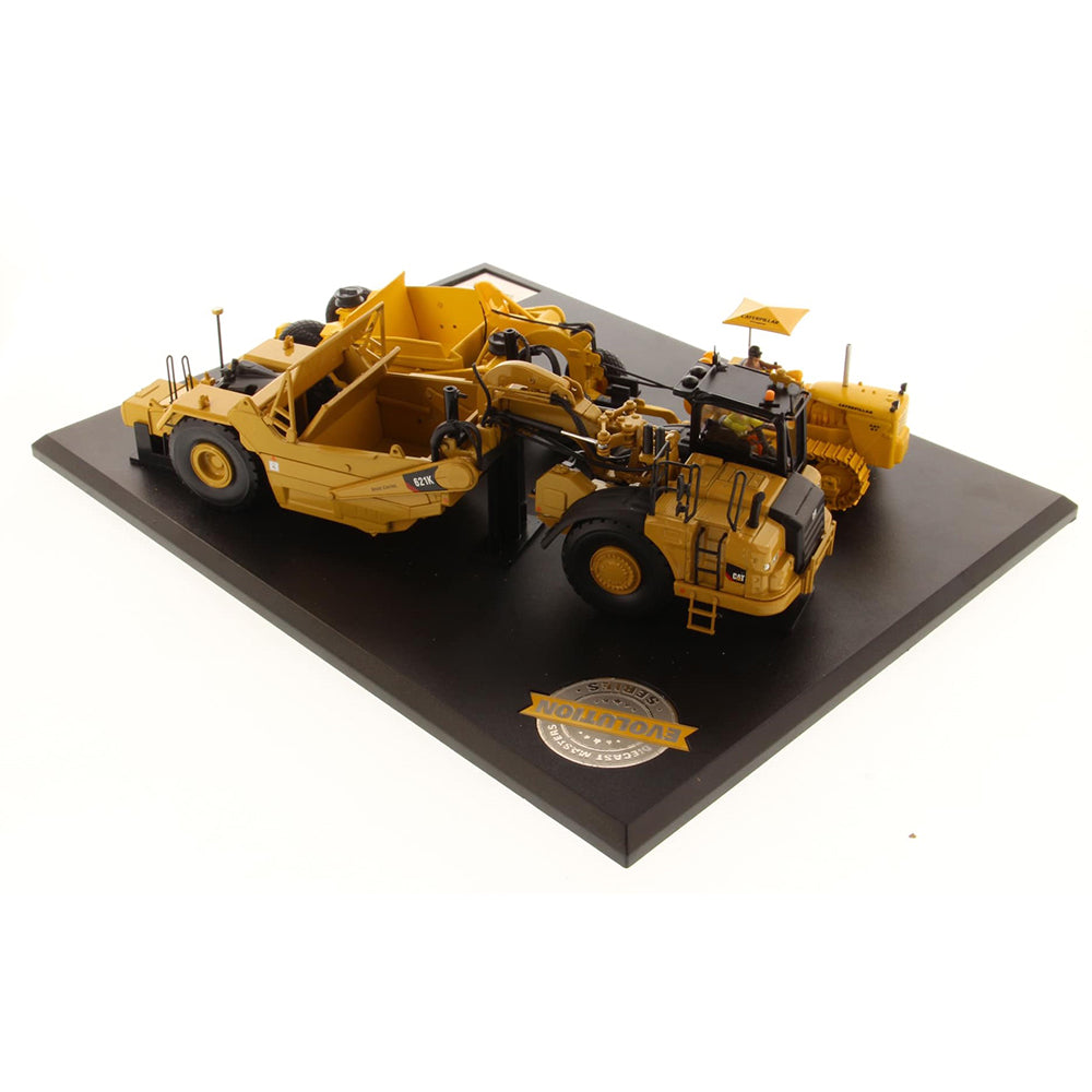 Diecast Masters 85563 cat 621k no 70 scapers w d7 bulldozer 1:50 2