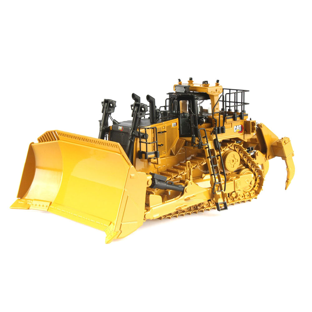 Diecast Masters 85604 cat d11 fusion bulldozer 1:50 1