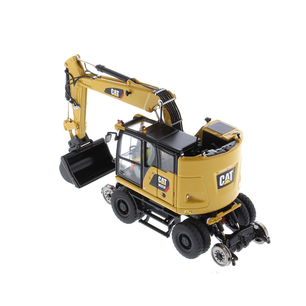
                  
                    Diecast Masters 85662 cat m323f zwei wege bagger cat gelb 1:50 93
                  
                