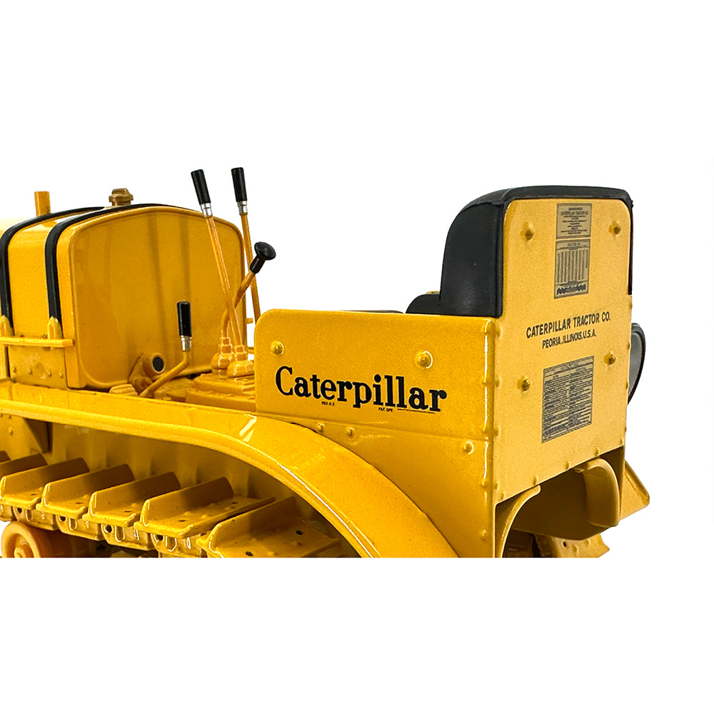 
                  
                    Diecast Masters 85679 cat 25 tractor 1:16 7
                  
                