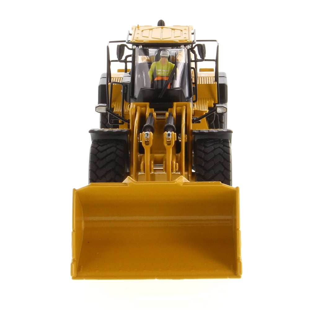 Diecast Masters 85685 Cat 982 XE Wheel Loader 1:50 – DieCastEurope