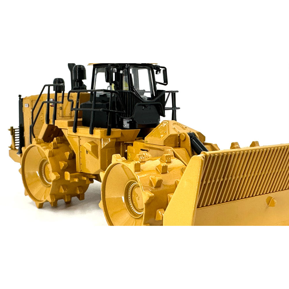 
                  
                    Diecast Masters 85763 cat 836 landfill compactor 1:50 8
                  
                