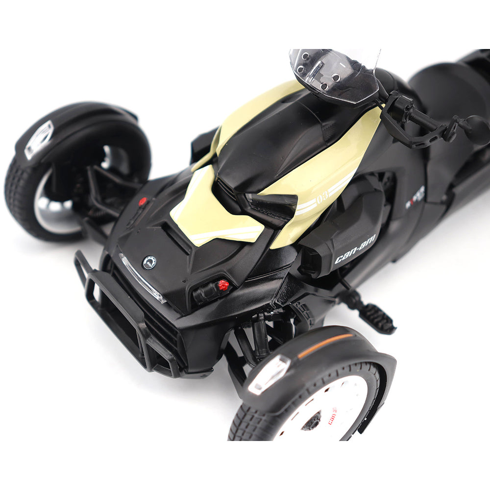 
                  
                    Diecast Masters CAN-AM Trike Ryker Rally 1:12  18
                  
                