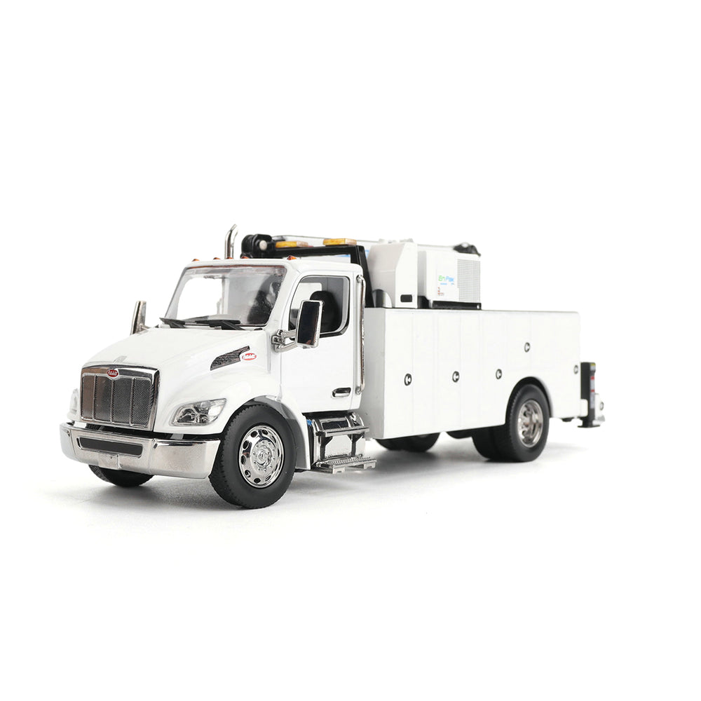 
                  
                    Diecast Masters 71214 LKW Peterbilt Model 536 Auto-Crane Titan85-Body HC14-Crane Work Truck mit Miller EnPak 1:50 3
                  
                