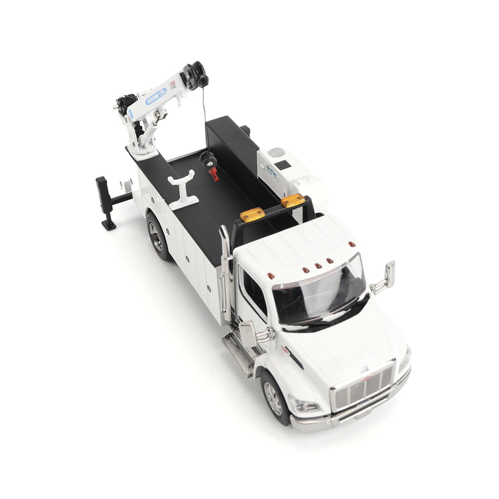 
                  
                    Diecast Masters 71214 LKW Peterbilt Model 536 Auto-Crane Titan85-Body HC14-Crane Work Truck mit Miller EnPak 1:50 11
                  
                