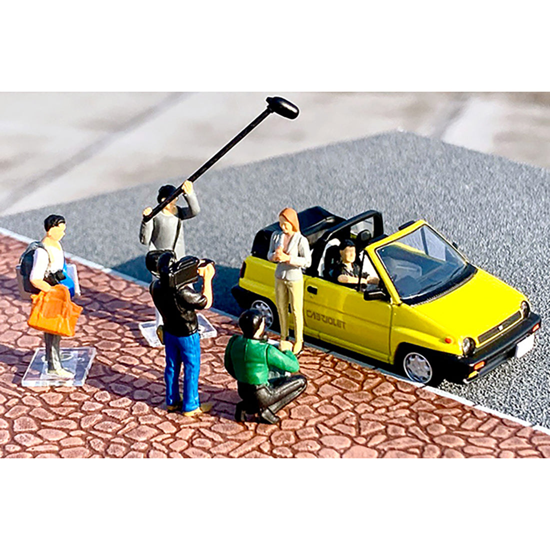 Tomica Diocolle64 #CarSnap 11b Diorama Fernsehteam & Honda City Cabrio 1:64
