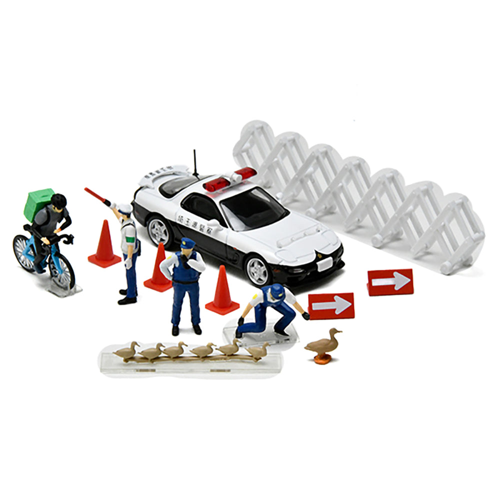 Tomica Diocolle64 #CarSnap 16b Diorama Polizeiszene & Mazda RX-7 Polizei 1:64