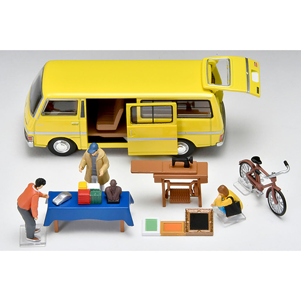 
                  
                    Tomica Diocolle64 #CarSnap 25a Diorama Flohmarkt & Nissan Homy Van 1:64
                  
                