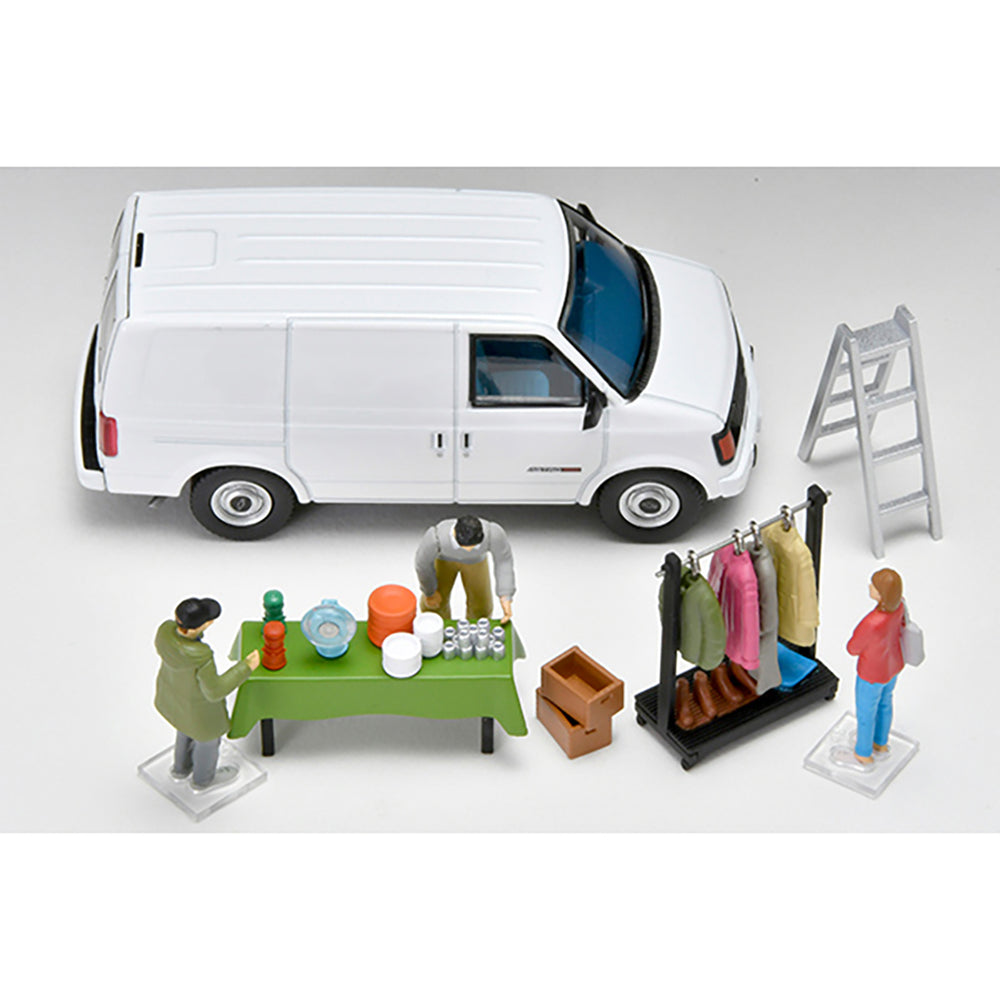 
                  
                    Tomica Diocolle64 #CarSnap 26a Diorama Flohmarkt & Chevrolet Astro Van 1:64
                  
                