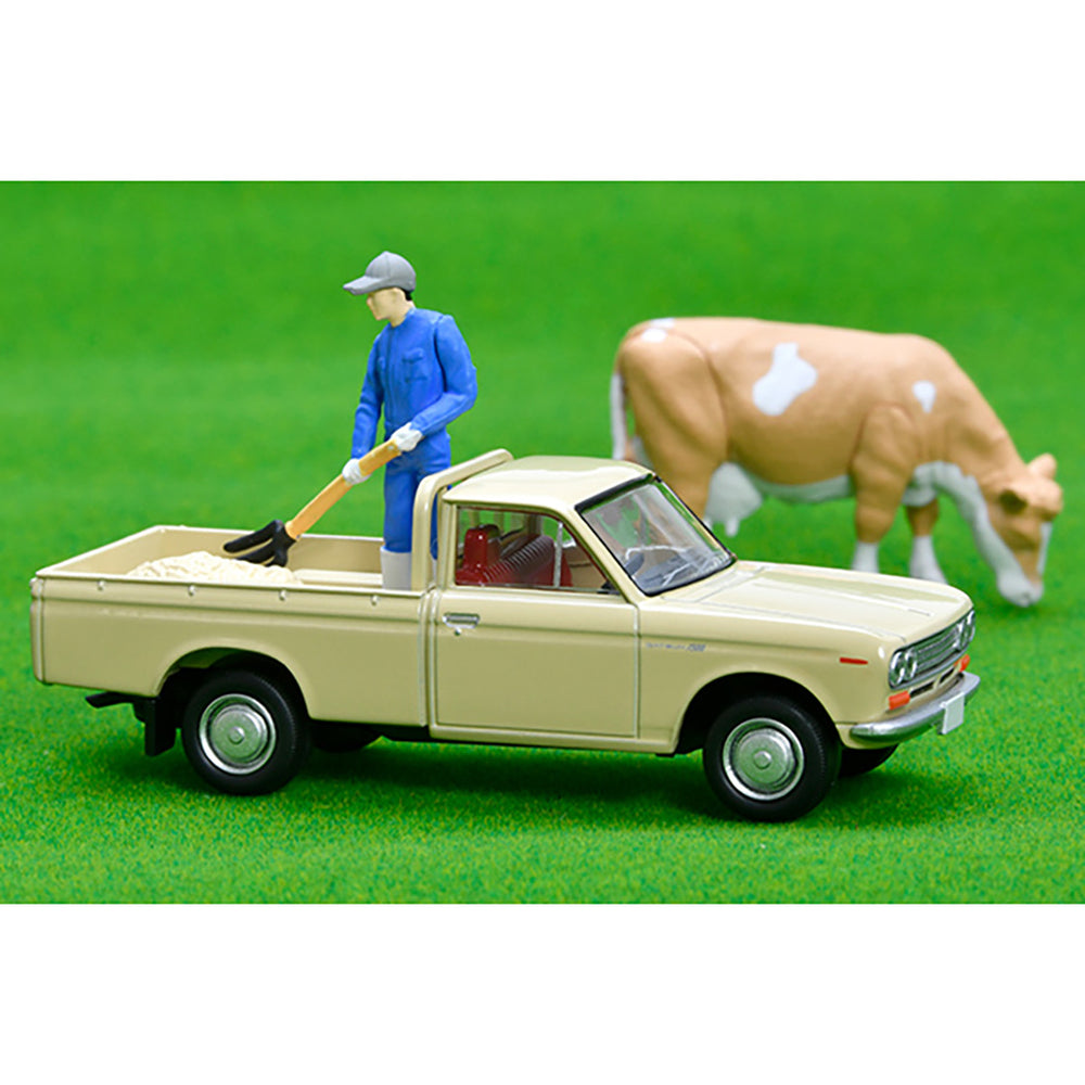 
                  
                    Tomica Limited Vintage LV-195d Datsun 1300 Truck 1:64
                  
                