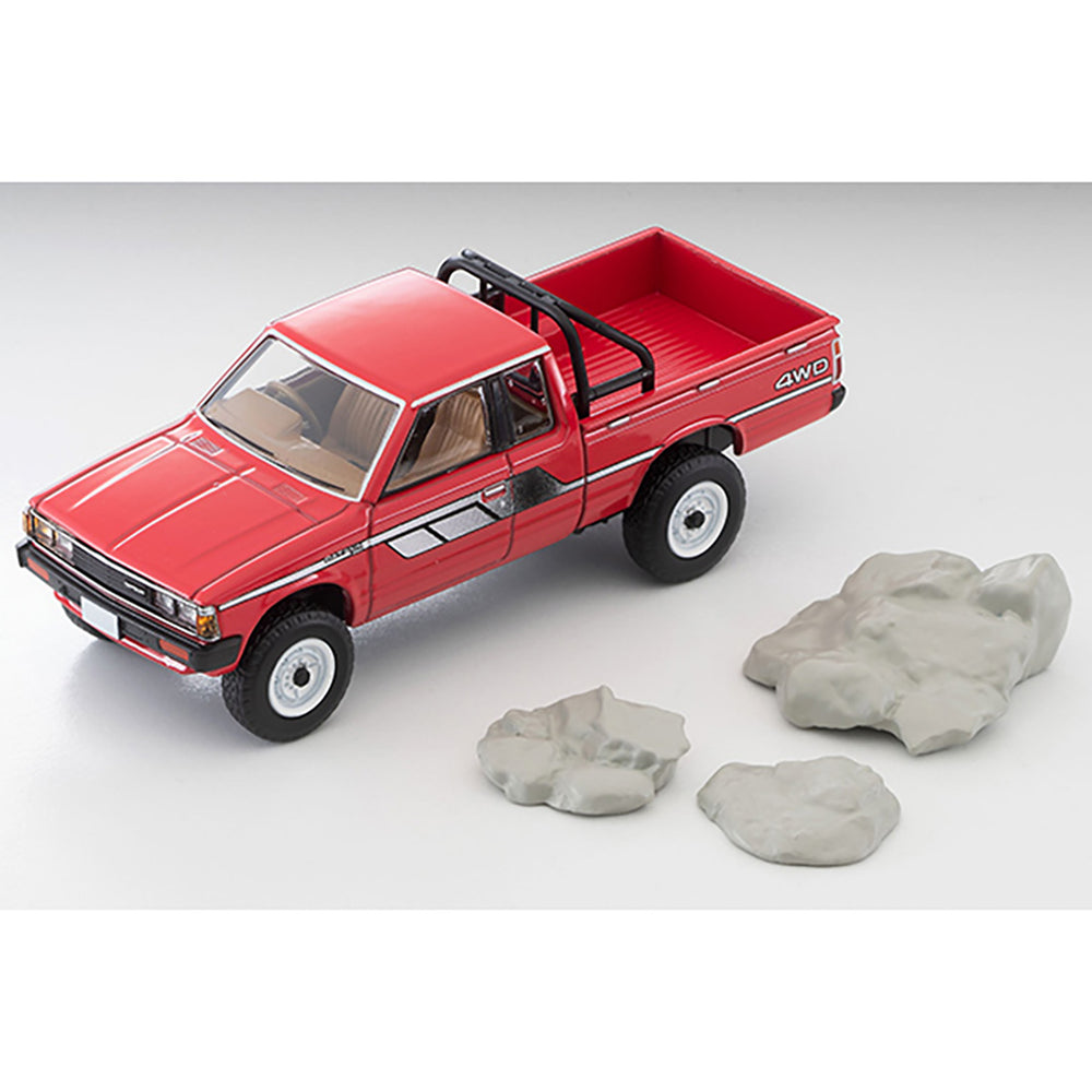 
                  
                    Tomica Limited Vintage Neo LV-N320b Datsun Truck 4WD King Cab AD 1:64
                  
                