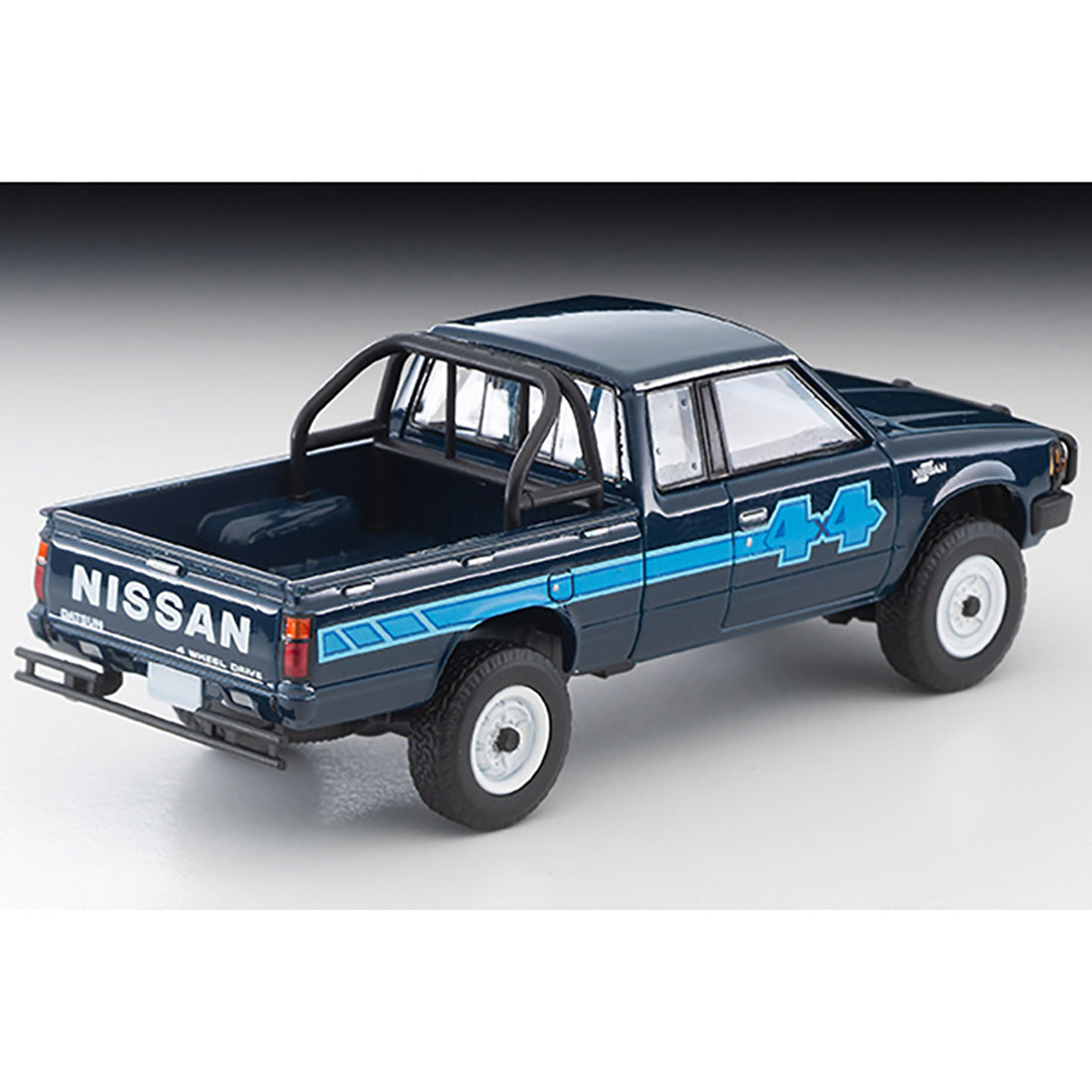 Tomica Limited Vintage Neo LV-N321b Nissan Truck 4X4 King Cab Nord Amerika Version 1:64