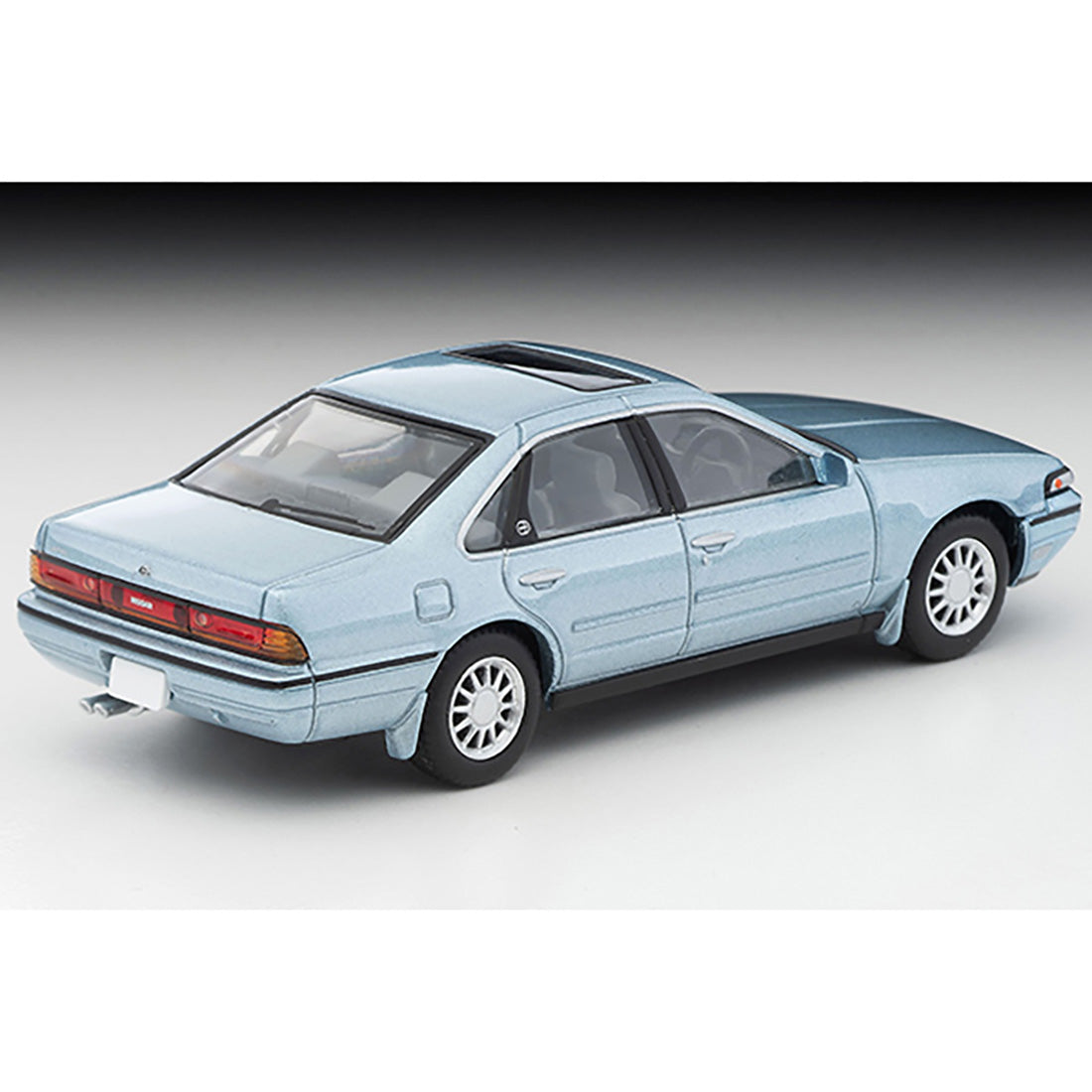 Tomica Limited Vintage Neo LV-N335a Nissan Cefiro Sports Cruising 1988 1:64