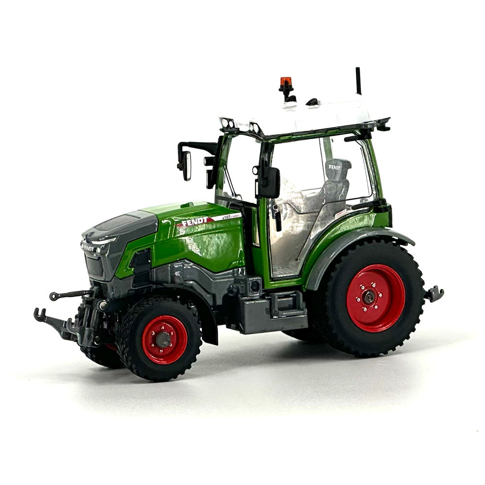 
                  
                    USK Scalemodels 10660 fendt e107 v vario traktor 1:32 7
                  
                